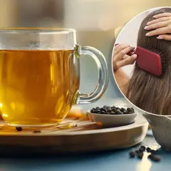 Té verde para el pelo: una taza de té dorado junto a ingredientes naturales y una mujer peinando su cabello.