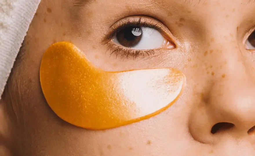 Drenaje linfático para bolsas de ojos ¿funciona y cómo hacerlo?